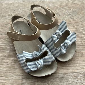 ✖️5/$10✖️ Old Navy Sandals